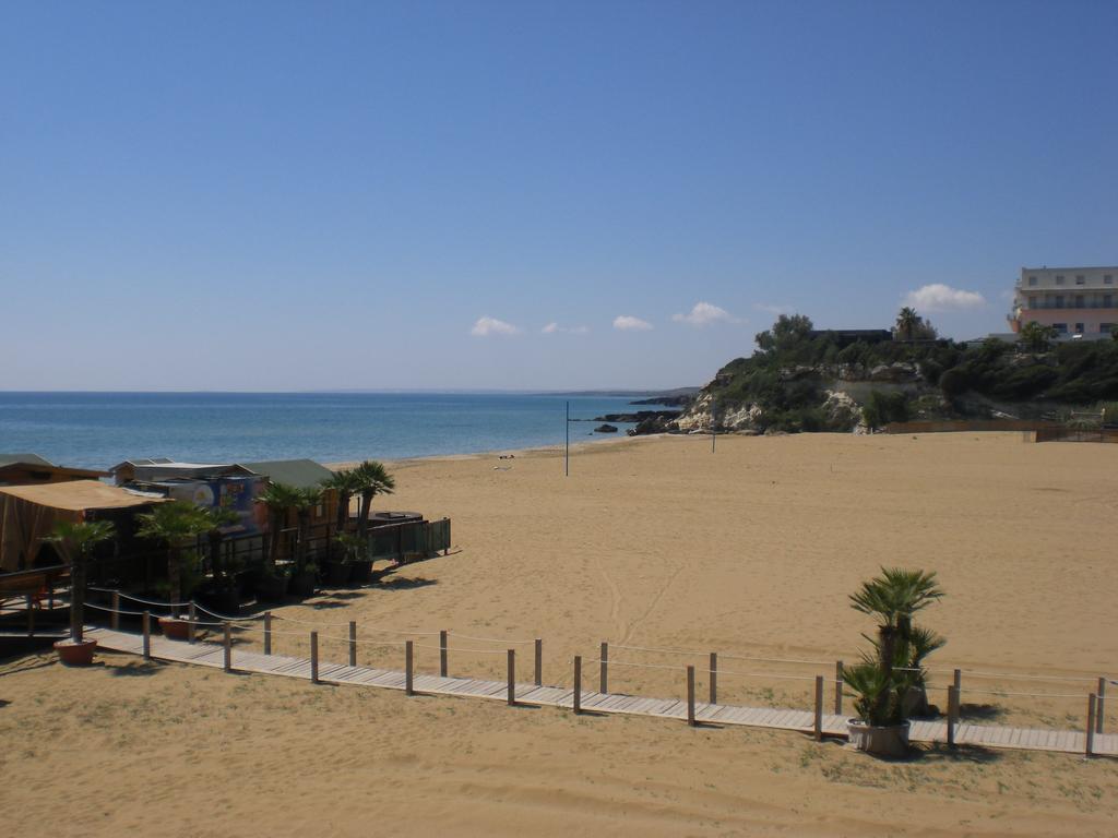 Villa Solare Lido di Noto Стая снимка